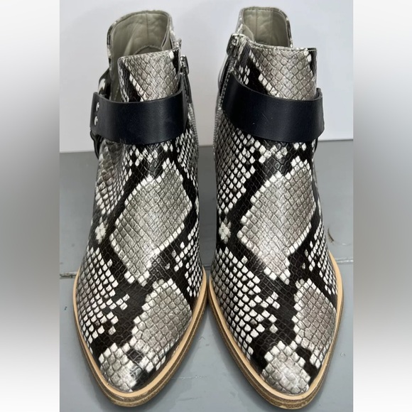 Nine West Womens Spencer Pointed Toe Ankle Booties Side Zip Animal Print Sz 5M - Picture 3 of 12